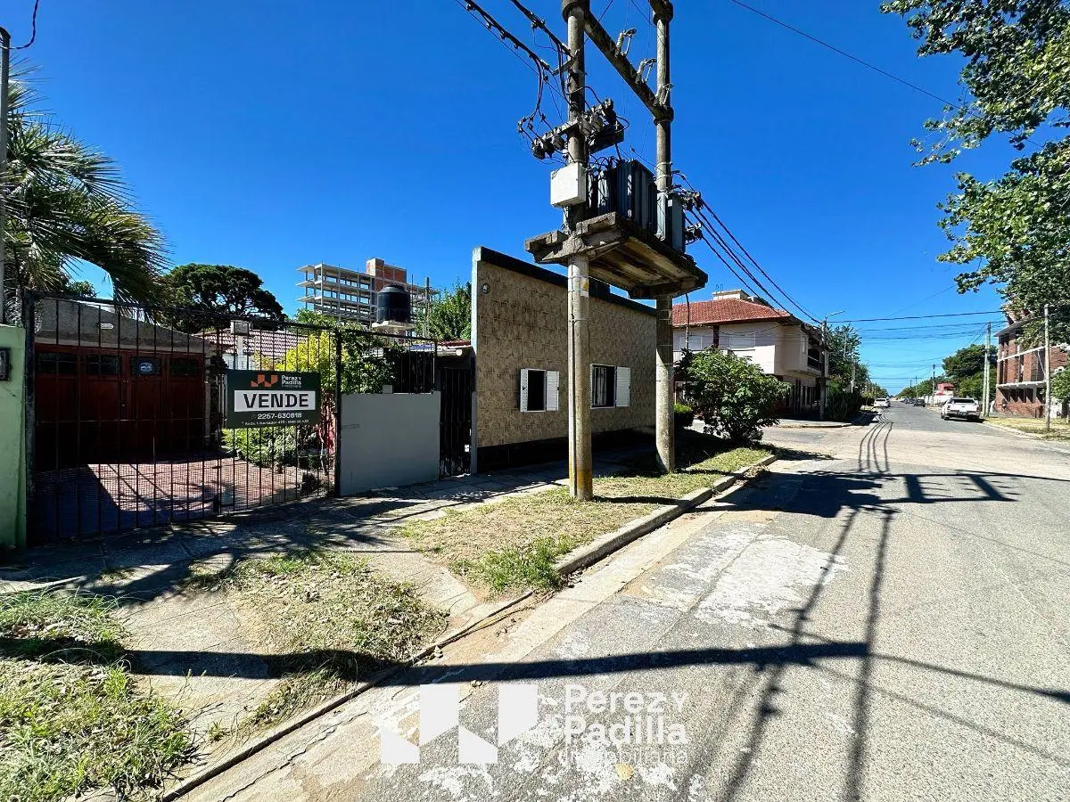 PH 3 ambientes + monoambiente + patio propio y cochera - a dos cuadras del mar 3