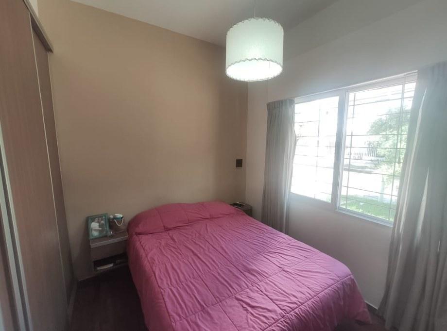 Hermosa Casa 3 Ambientes en Venta en Morón Centro!!