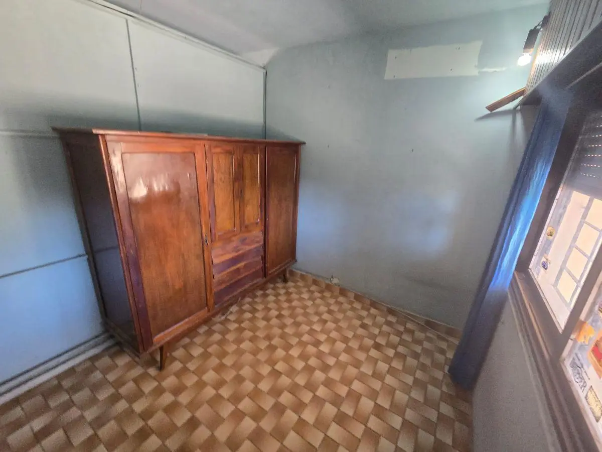 VENTA DE CASA + GALPON + LOCAL. MORON. 2 LOTES UNIFICADOS 5