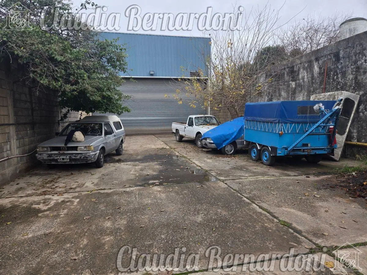 Galpon 200m2 Cubiertos Cercano Acceso Oeste 4
