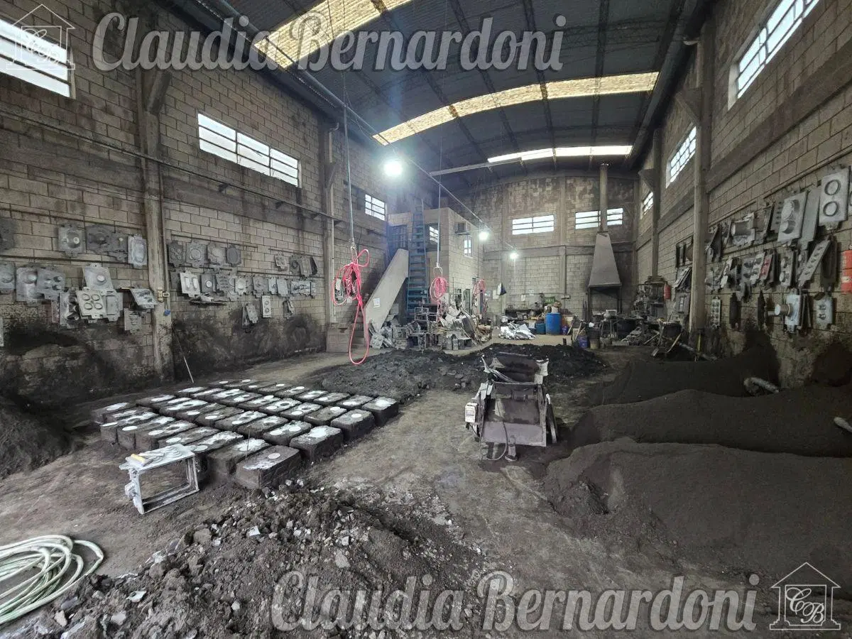 Galpon 200m2 Cubiertos Cercano Acceso Oeste 3