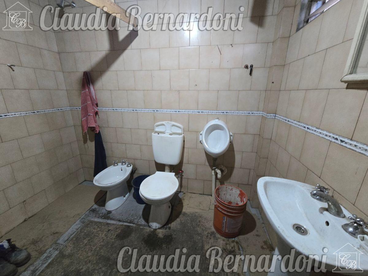 Galpon 200m2 Cubiertos Cercano Acceso Oeste