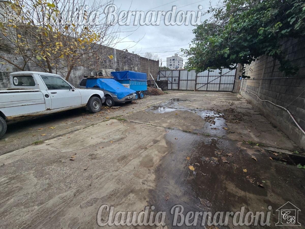 Galpon 200m2 Cubiertos Cercano Acceso Oeste