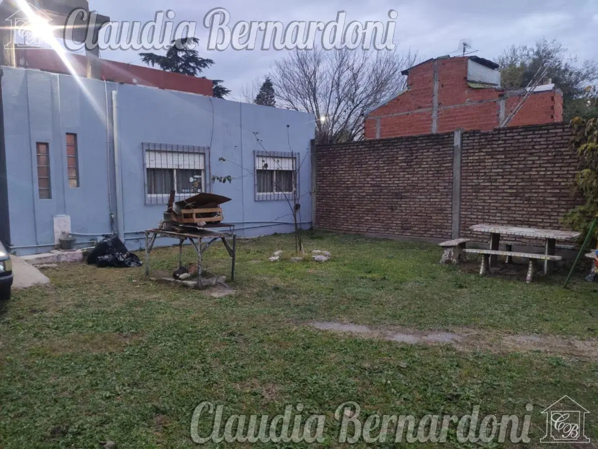 Casas en Moron Sur 3 Dormitorios Jardin Cochera 3