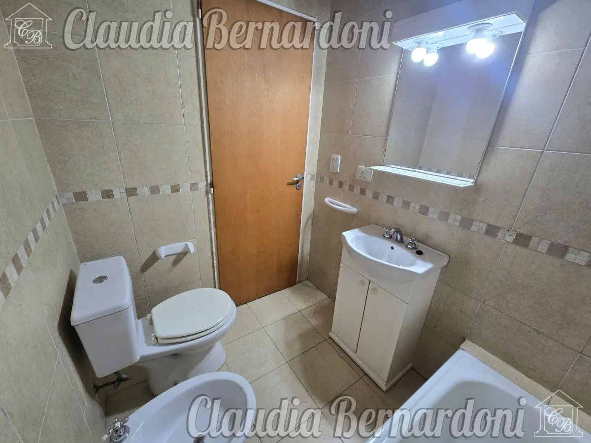 Depto de 46m², 2 Ambs. con Balcón en Moron Centro en Alquiler 4