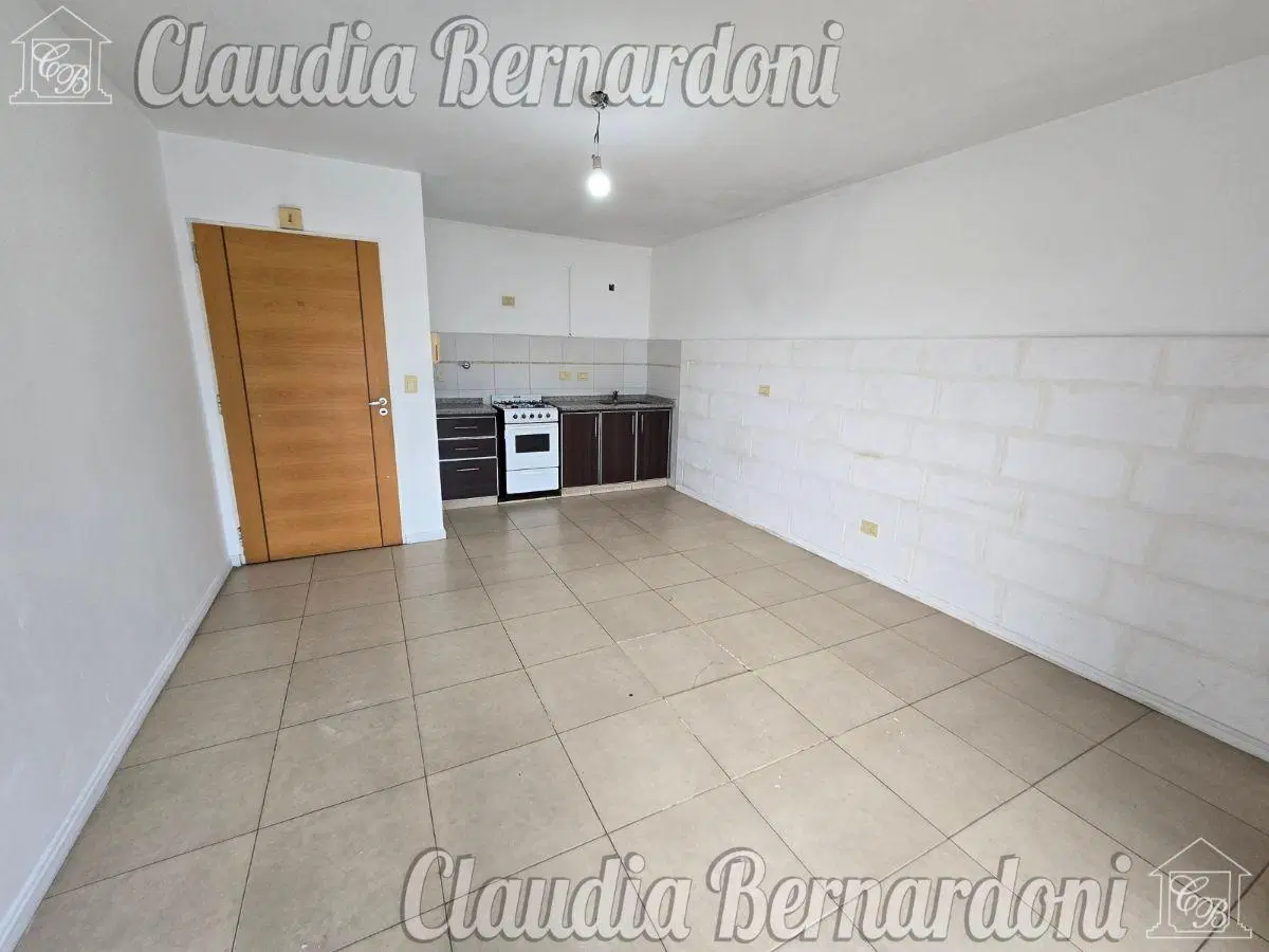 Depto. de 40 m² 2 Ambientes c/Balcón en alquiler en Morón 8