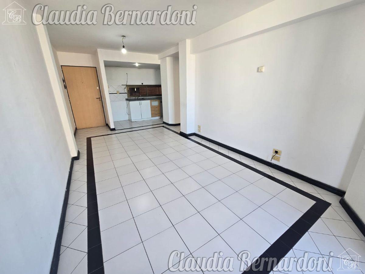 Foto de Departamento 2 Ambientes 45 m² Muy Amplio y Luminoso en Alquiler en, imagen 5