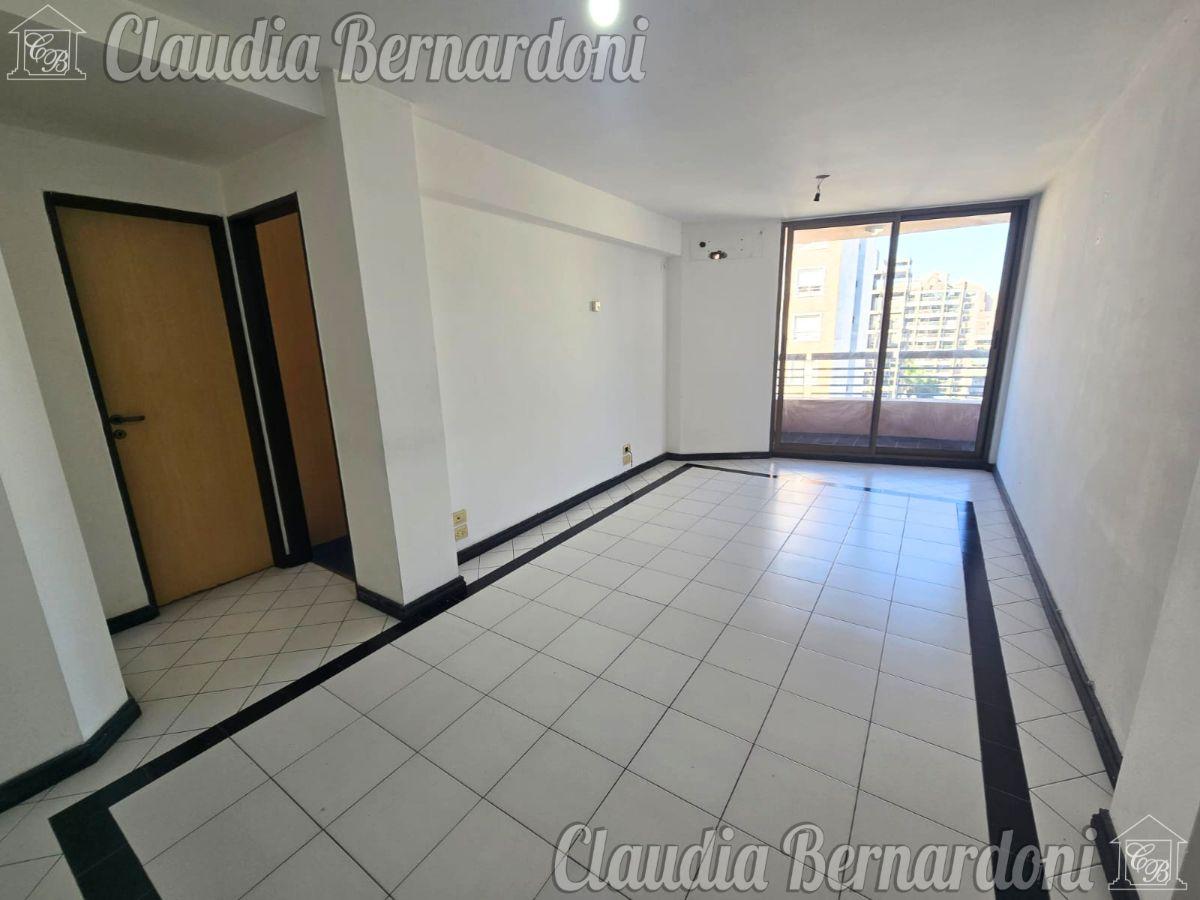 Foto de Departamento 2 Ambientes 45 m² Muy Amplio y Luminoso en Alquiler en, imagen 3