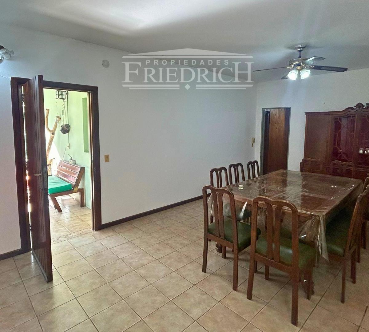 Casa en Venta en Paso del Rey, Moreno 1