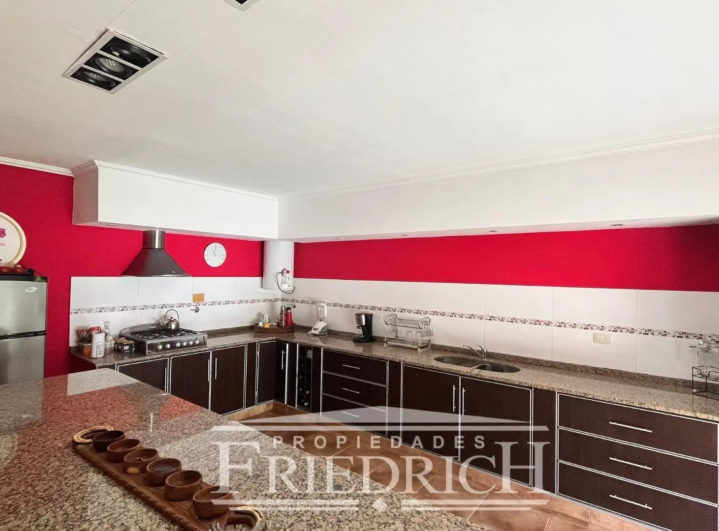 CASA EN VENTA - GENERAL RODRIGUEZ 8