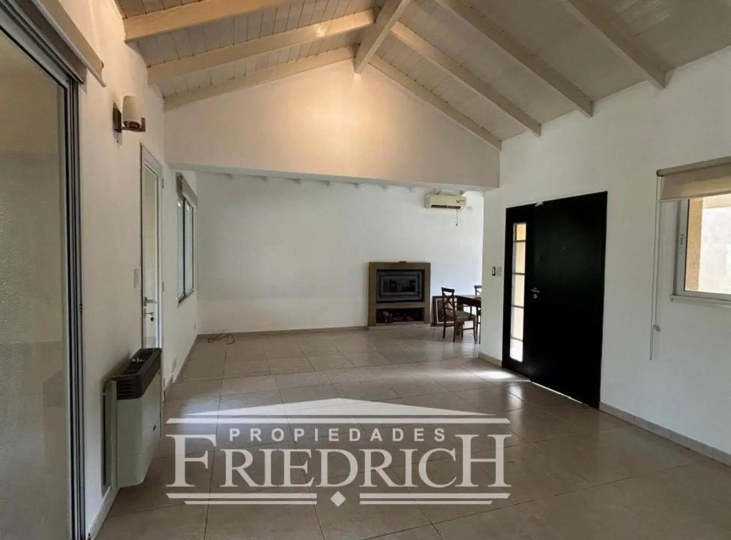 Casa en venta Haras Maria Elena 4