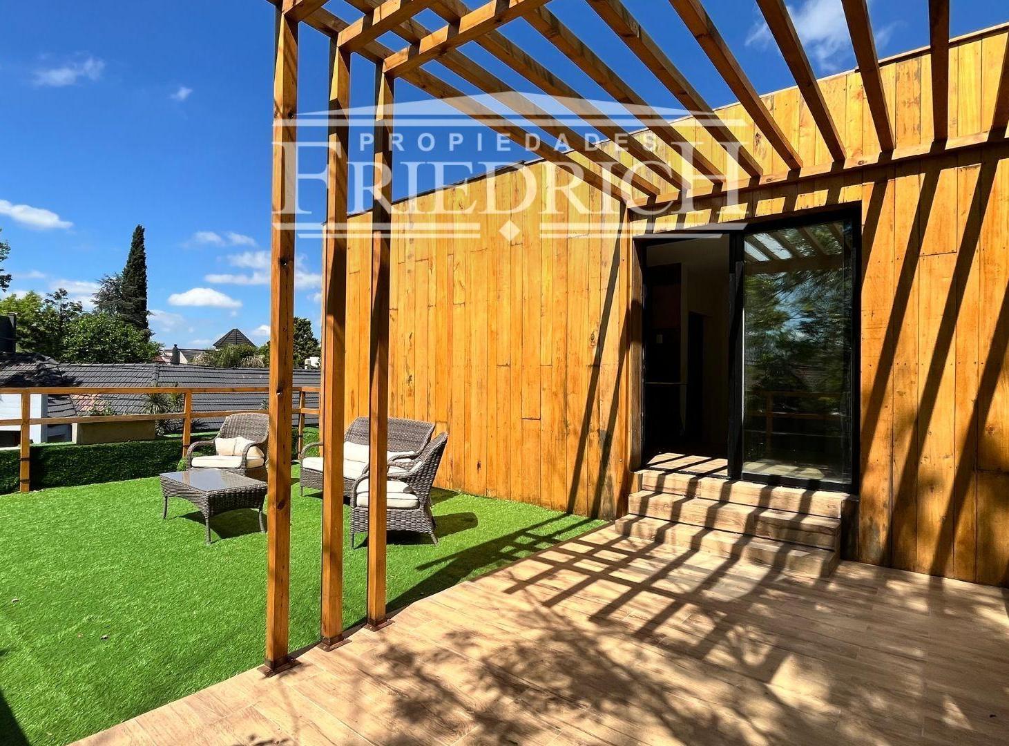 Foto de CASA EN VENTA COUNTRY BANCO PROVINCIA, imagen 1