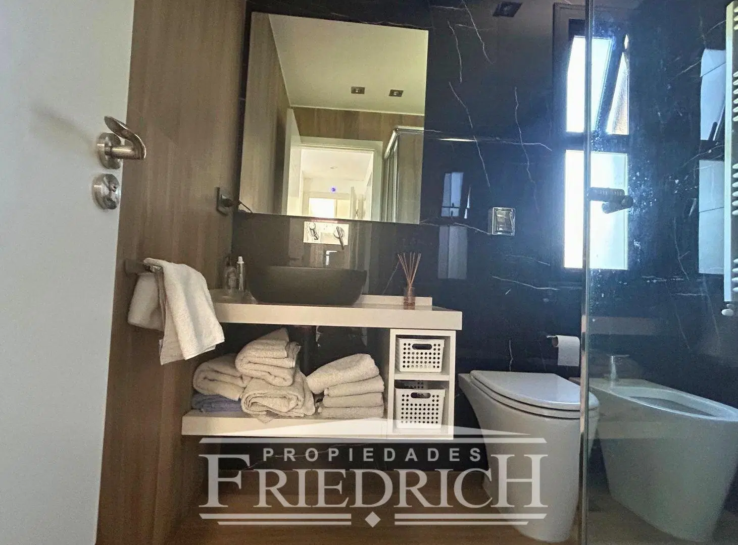 Casa en venta - Country Club Banco Provincia -Moreno 8