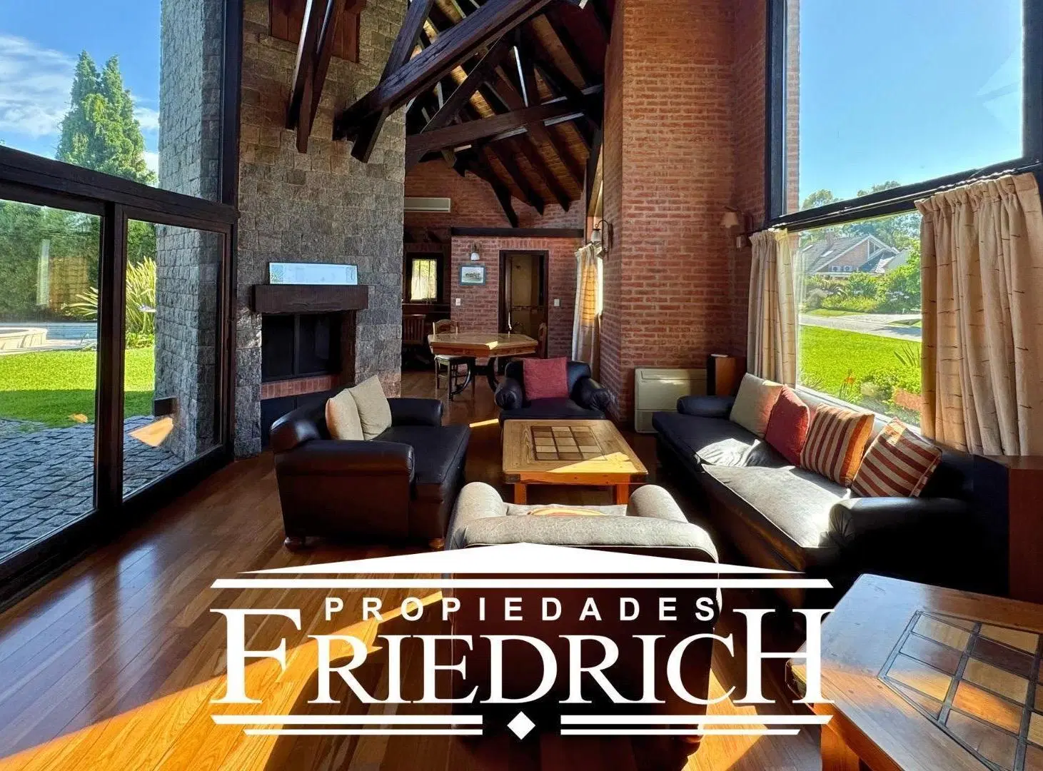 Casa en Venta en Campos de Álvarez 2
