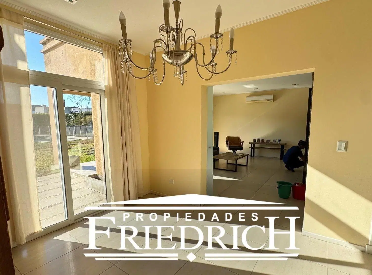 Casa en venta Club de Campo Los Puentes 8