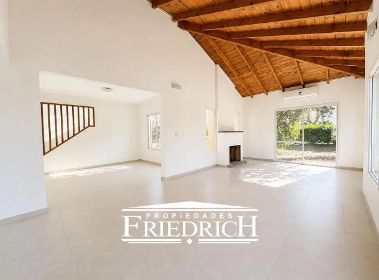 Casa en venta Club de Campo Los Puentes Lujan 3