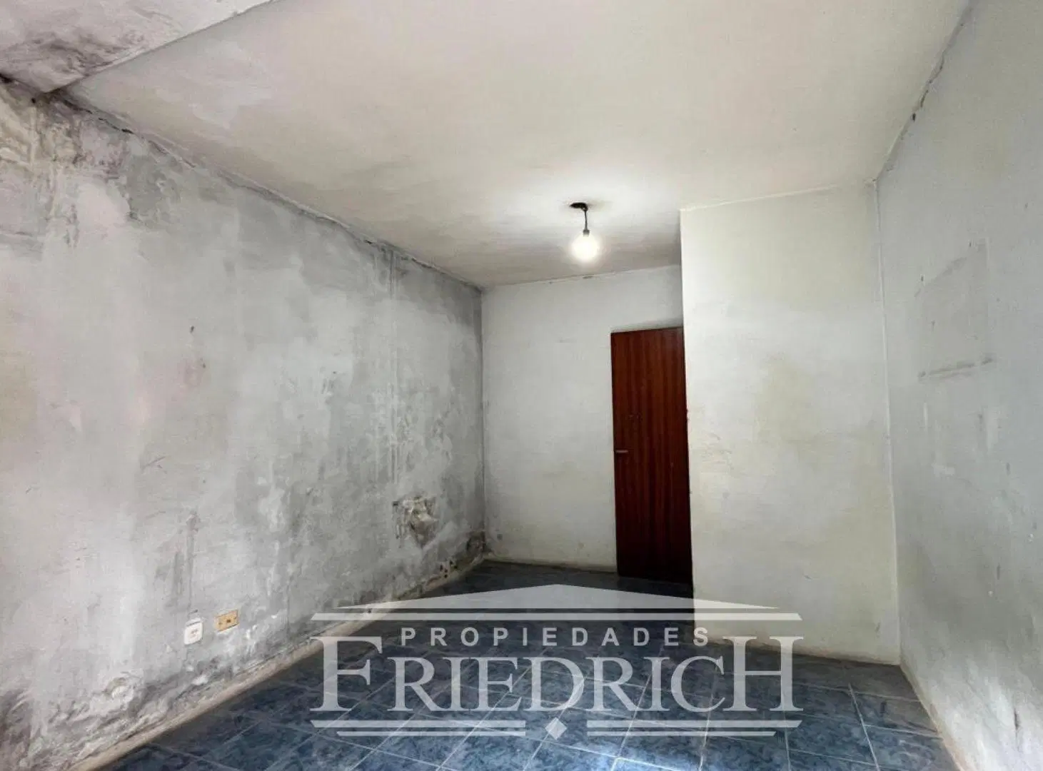 CASA EN VENTA - A RECICLAR - GENERAL RODRIGUEZ 1