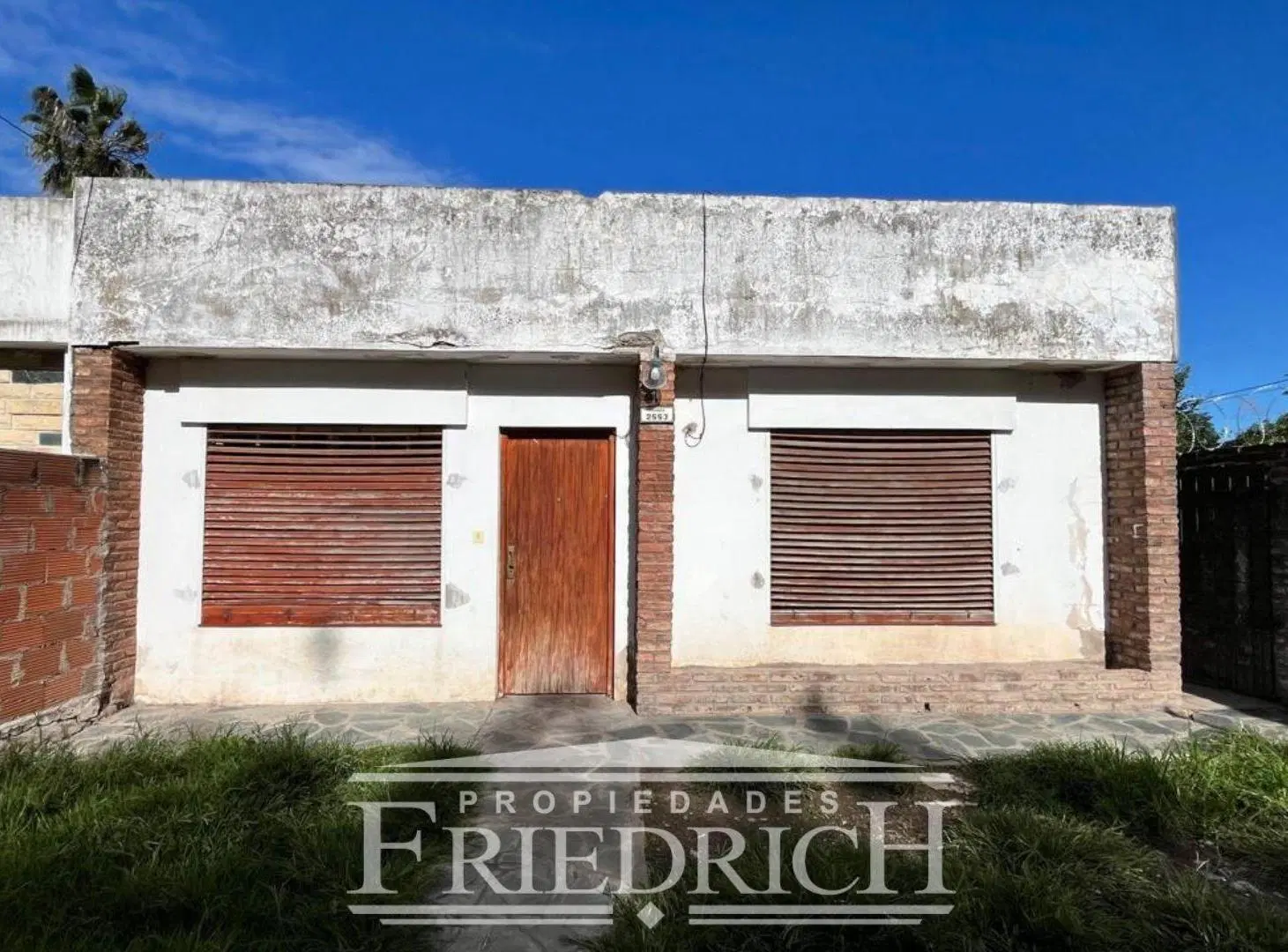 CASA EN VENTA - A RECICLAR - GENERAL RODRIGUEZ 8