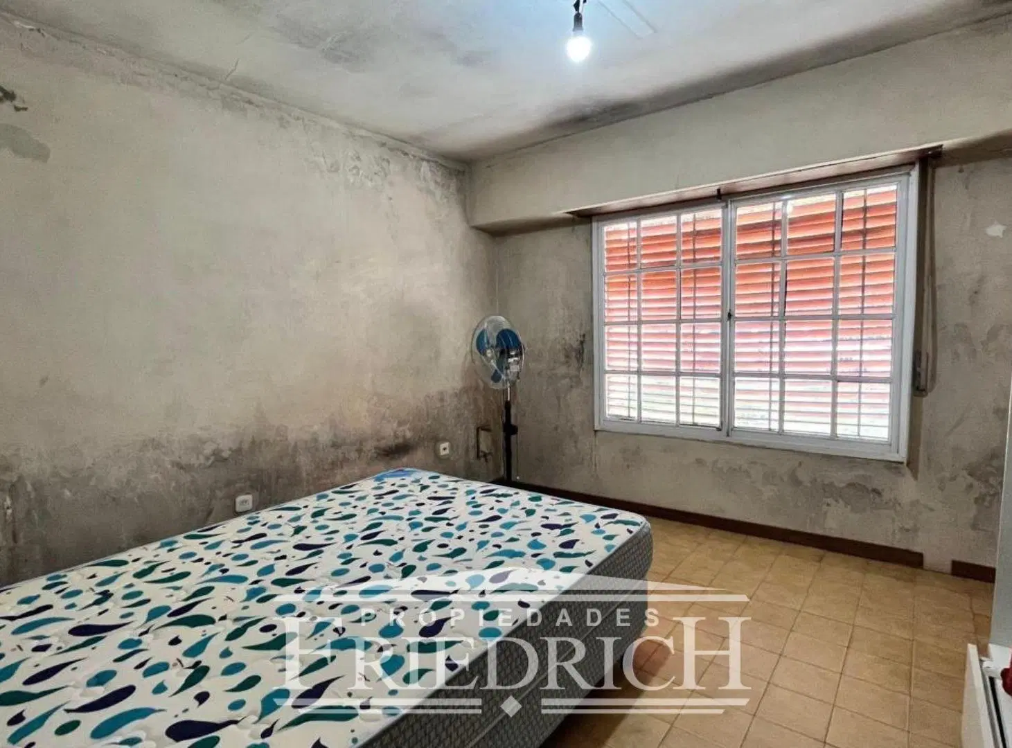 CASA EN VENTA - A RECICLAR - GENERAL RODRIGUEZ 3