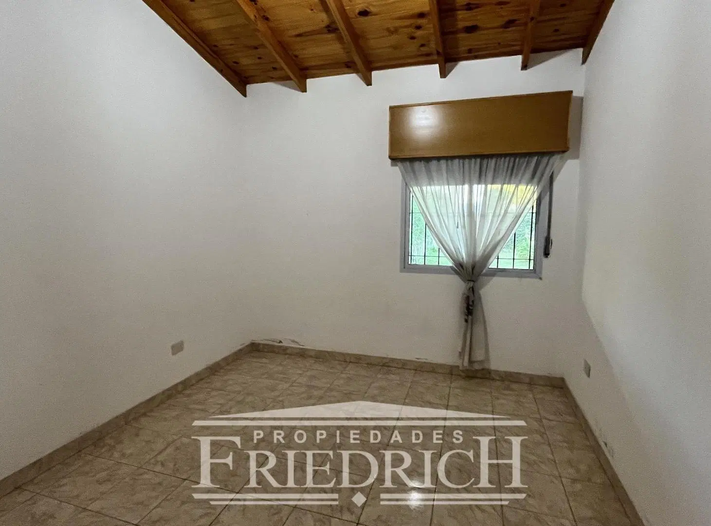 Casa en Venta - Bransen 400 - General Rodriguez 4