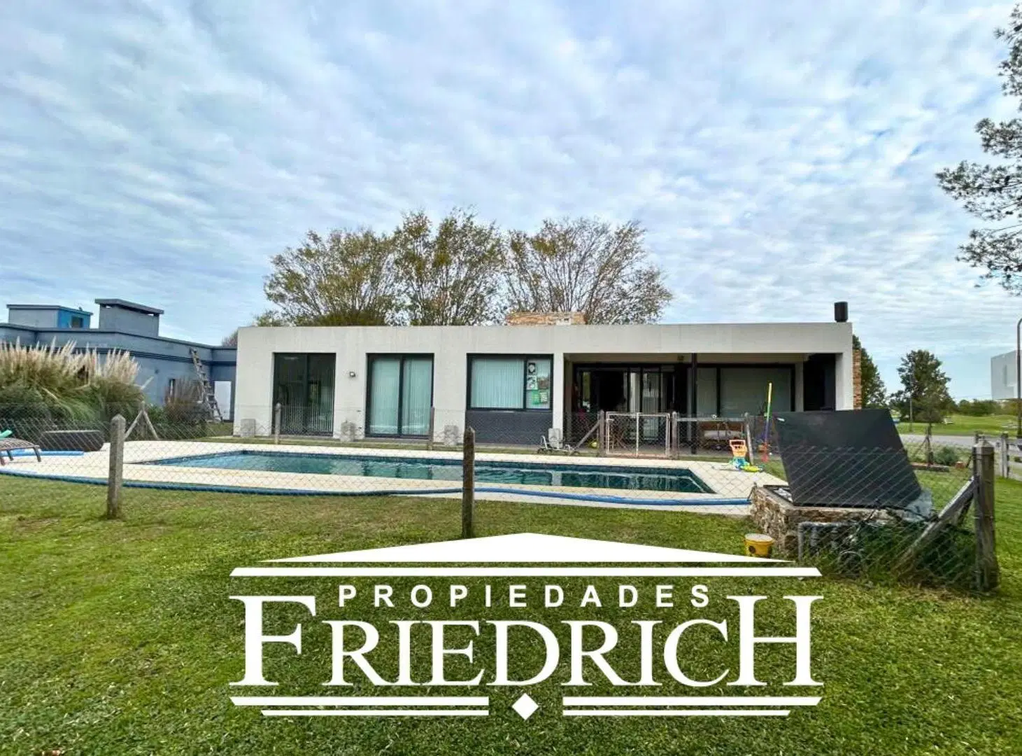 Casa en Venta - CLUB DE CAMPO EL NACIONAL 2