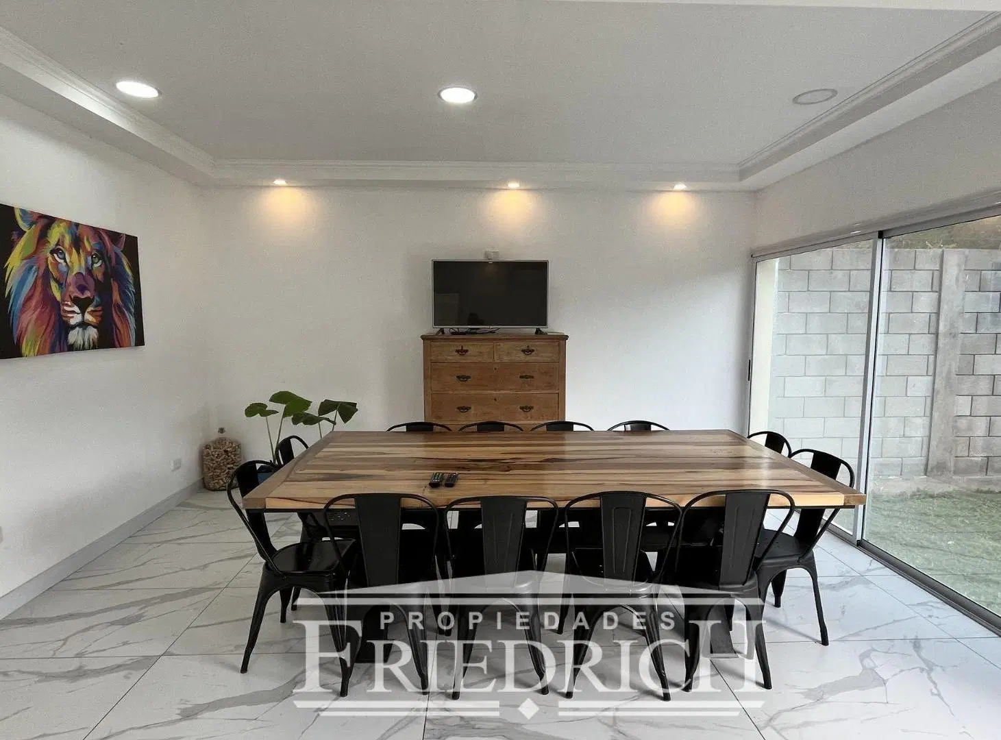 CASA EN VENTA - GENERAL RODRIGUEZ 4