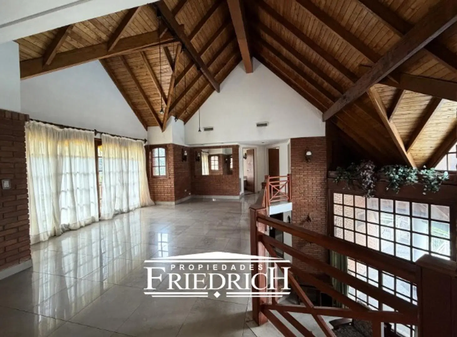 CASA EN VENTA LAS LAJAS GRAL RODRIGUEZ 5