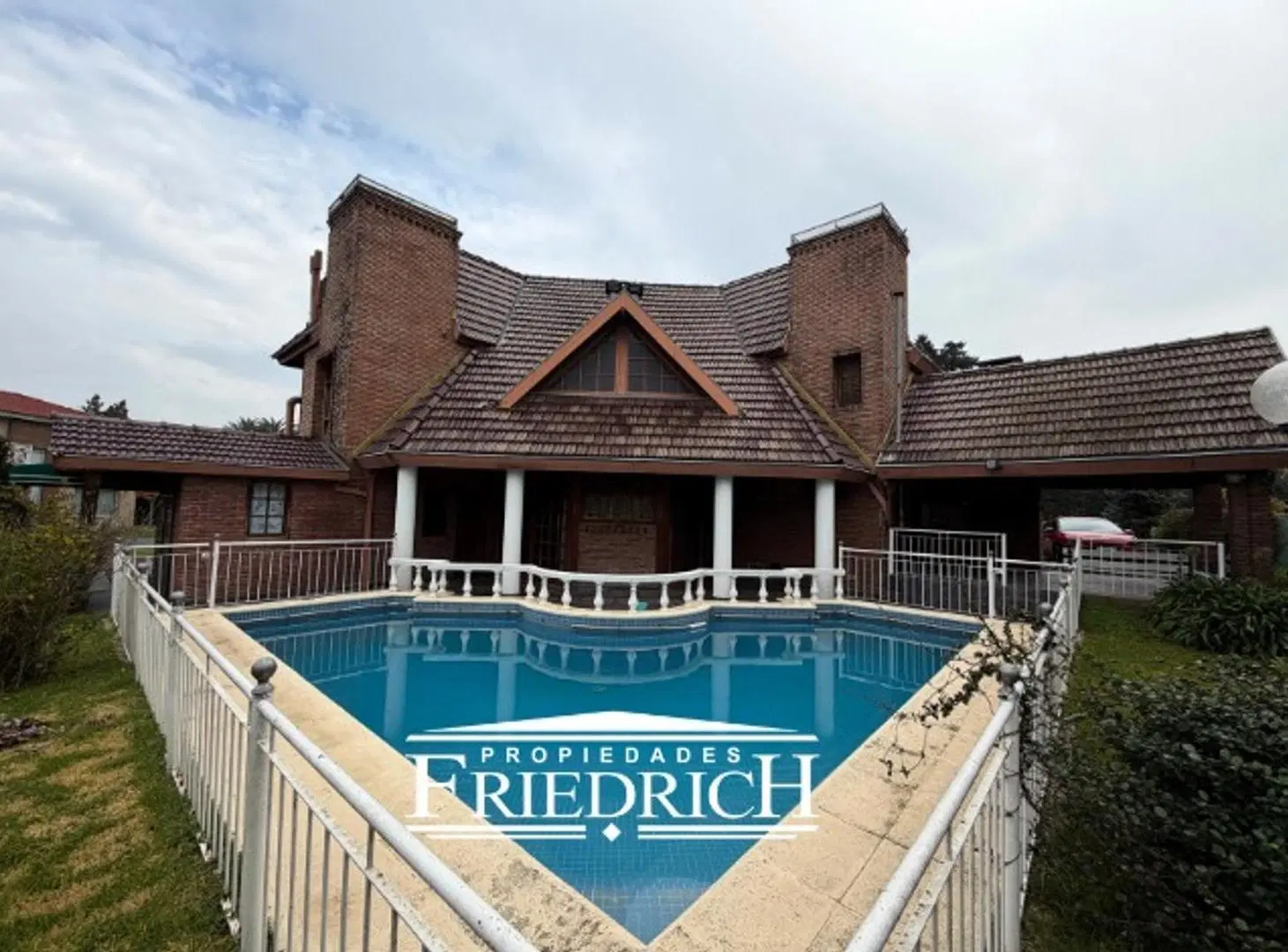 CASA EN VENTA LAS LAJAS GRAL RODRIGUEZ 8