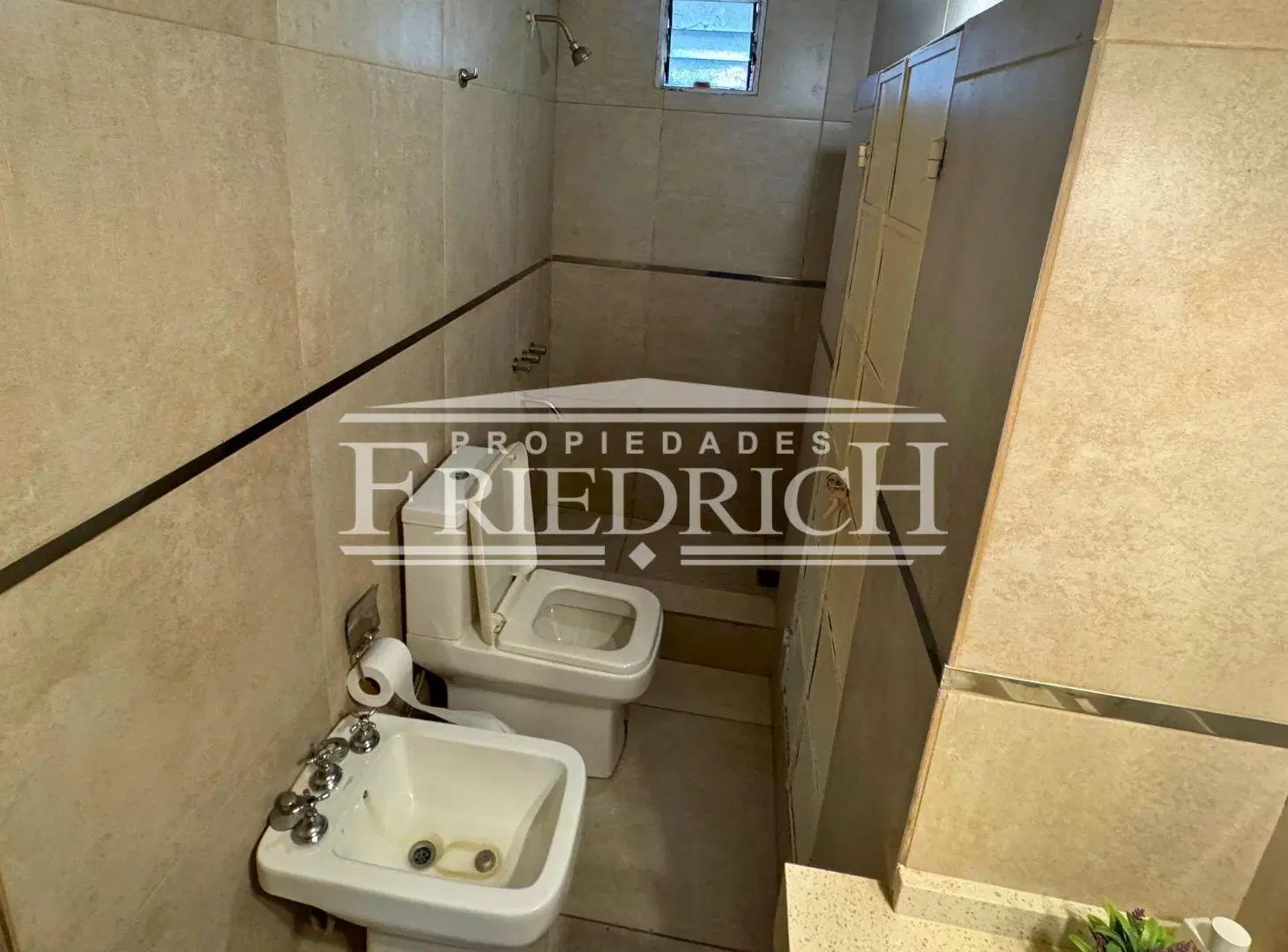 Casa en venta - Country Club Banco Provincia 8
