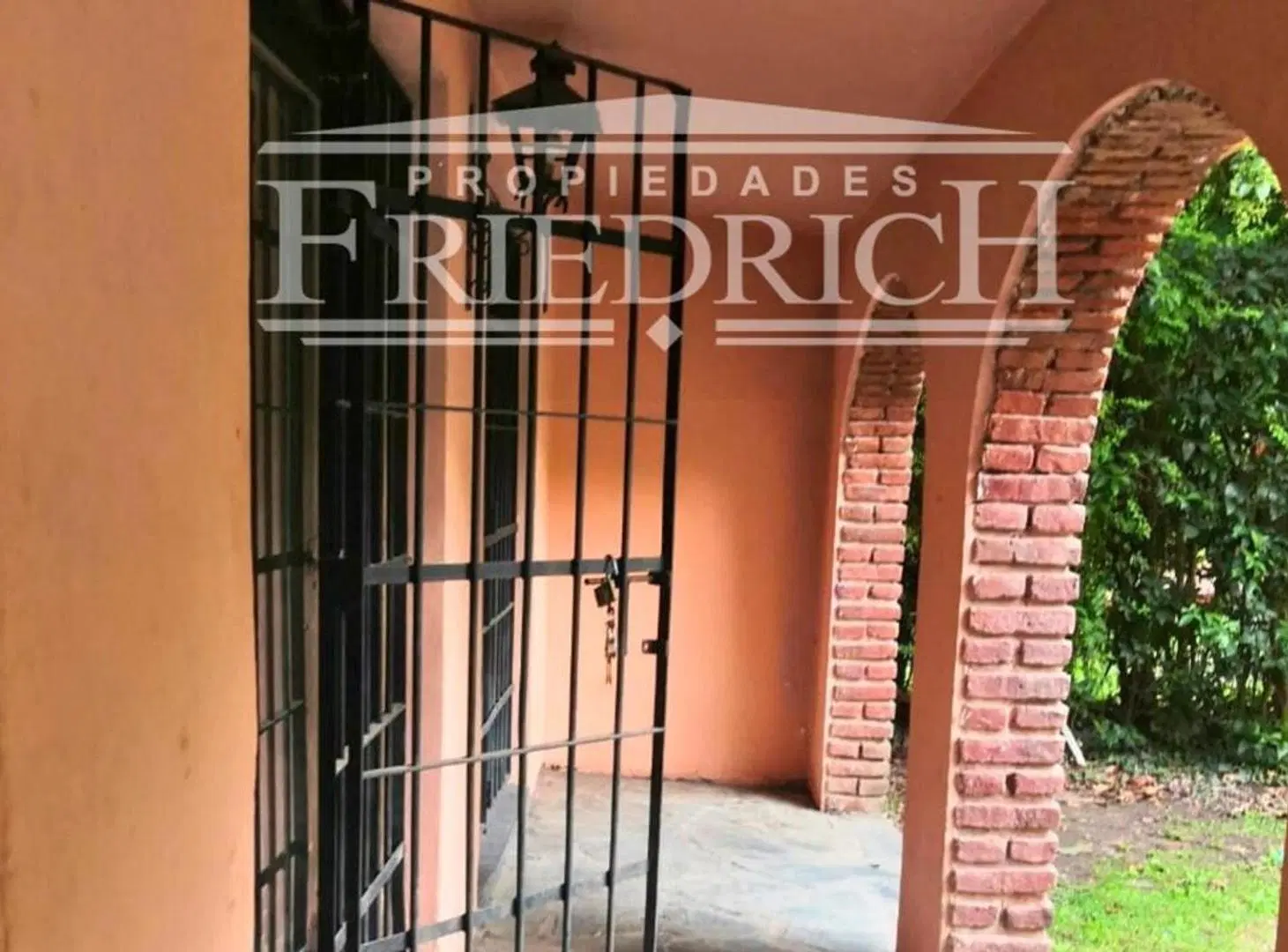 Casa quinta en venta - Lujan 3