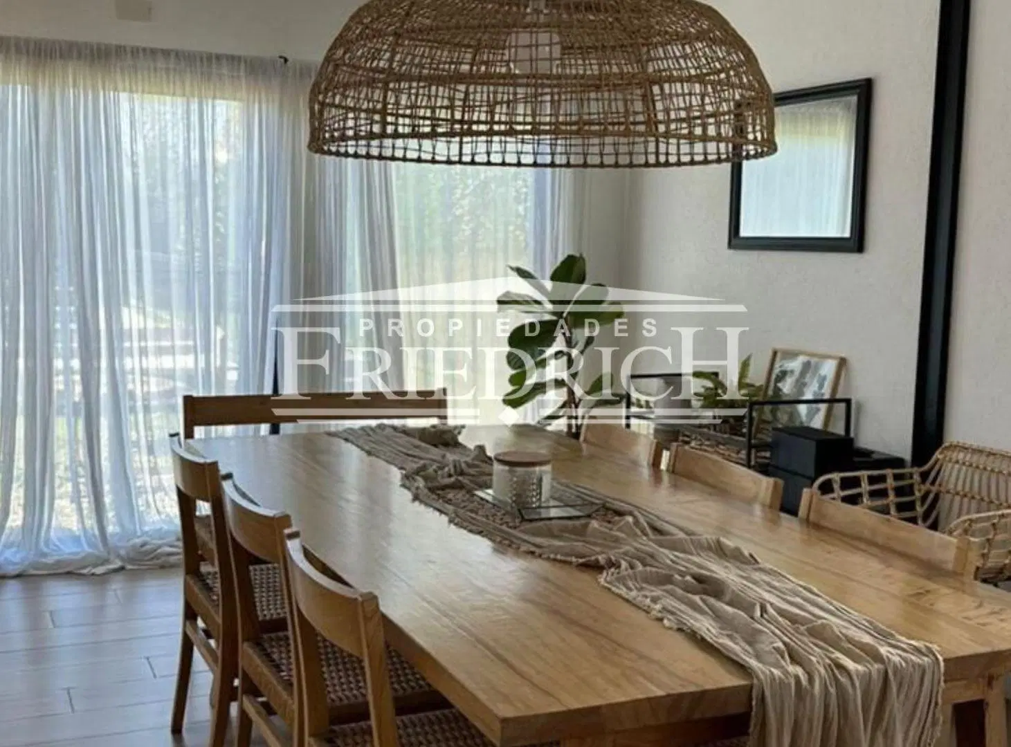 Casa en VENTA - Club de Campo San Patricio-Moreno 4