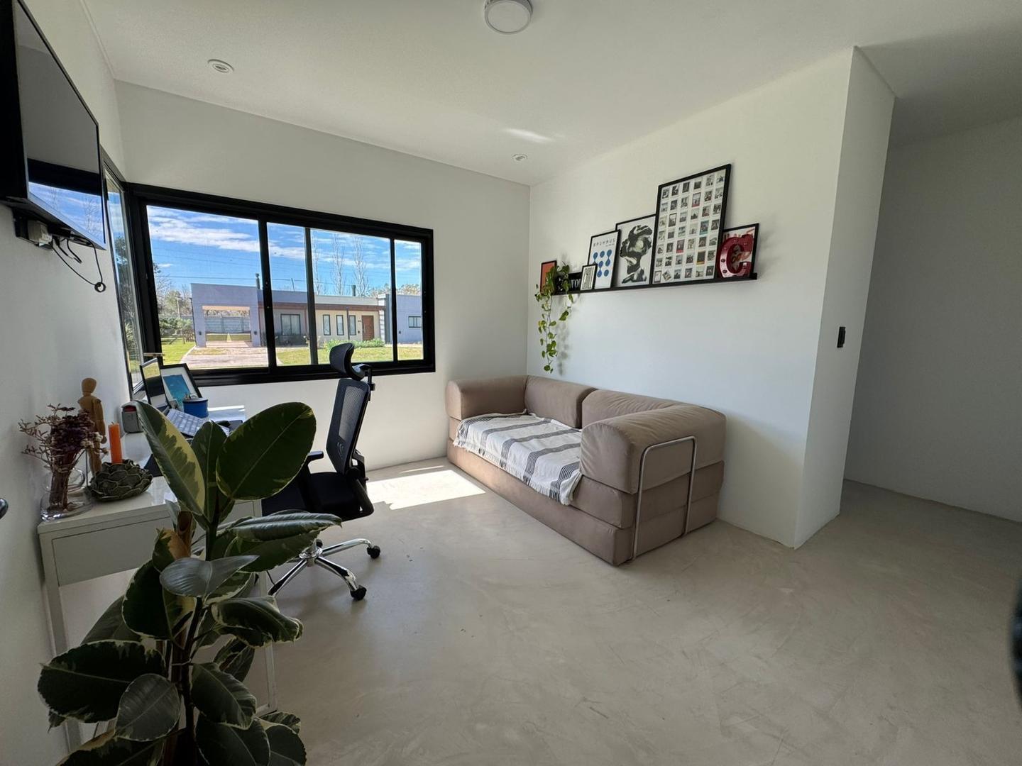 Foto de CASA EN VENTA PRADOS DEL OESTE, imagen 2