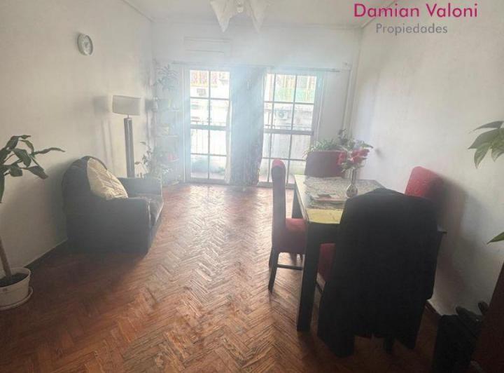 OPORTUNIDAD - 3 AMBIENTES CON BALCON 4