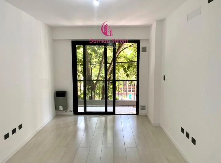 EXCELENTE MONOAMBIENTE CON BALCON AL FRENTE. EN EDIFICIO CON FULL AMENITIES. 1