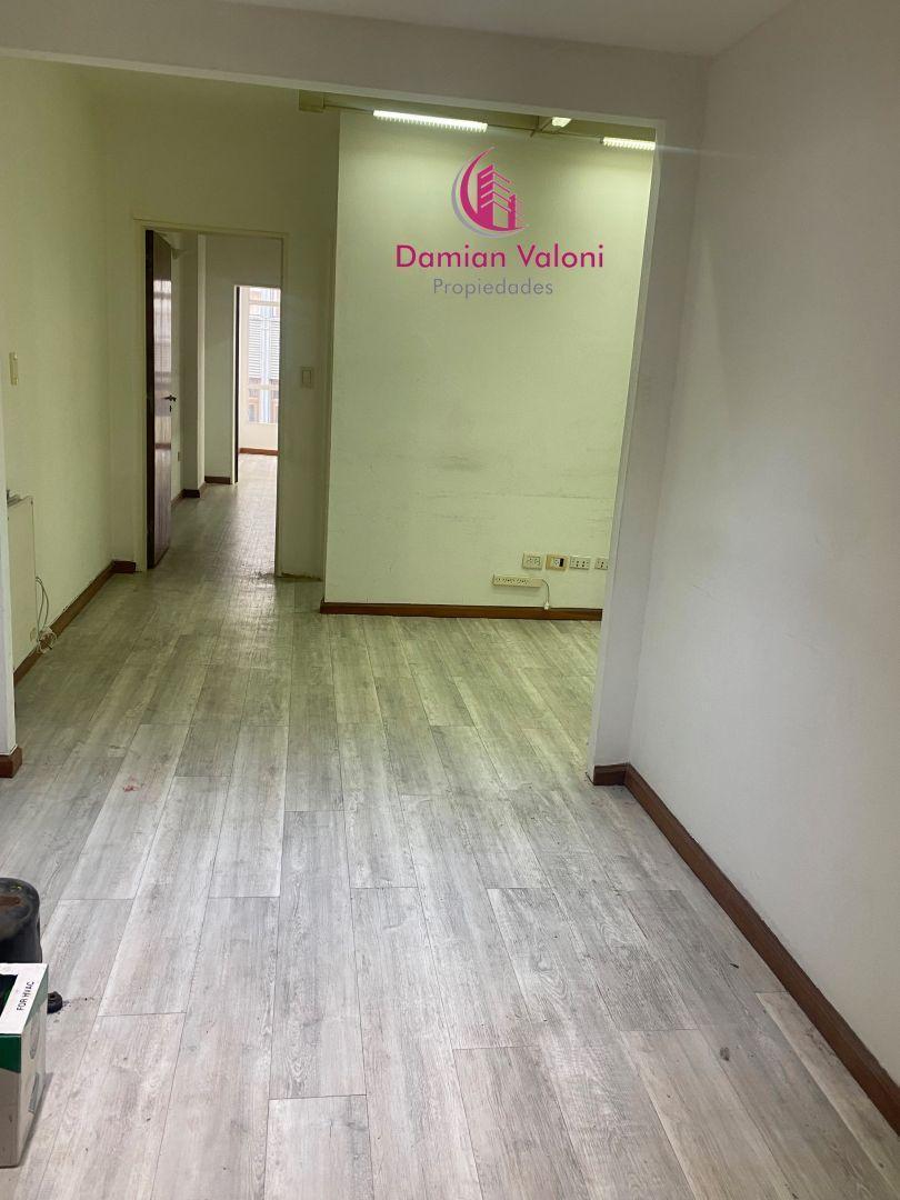 Foto de ALQUILER EXCELENTE OFICINA - MICROCENTRO, imagen 2