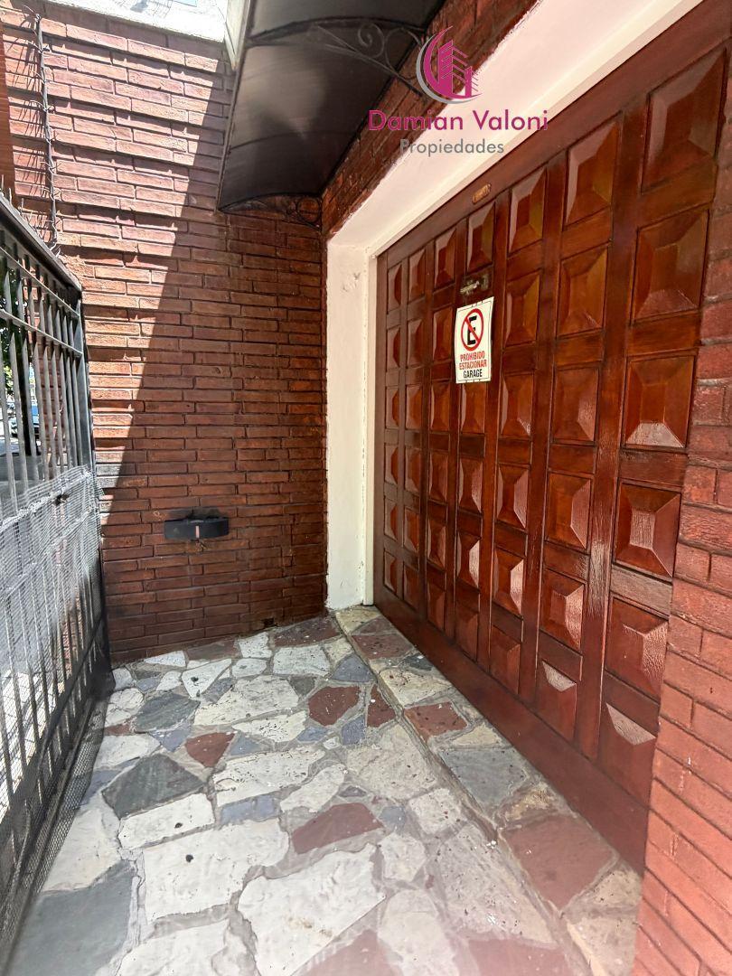 Foto de VENTA EXCELENTE CASA 4 AMBIENTES, GARAGE, JARDIN , QUINCHO Y PARRILLA, imagen 5