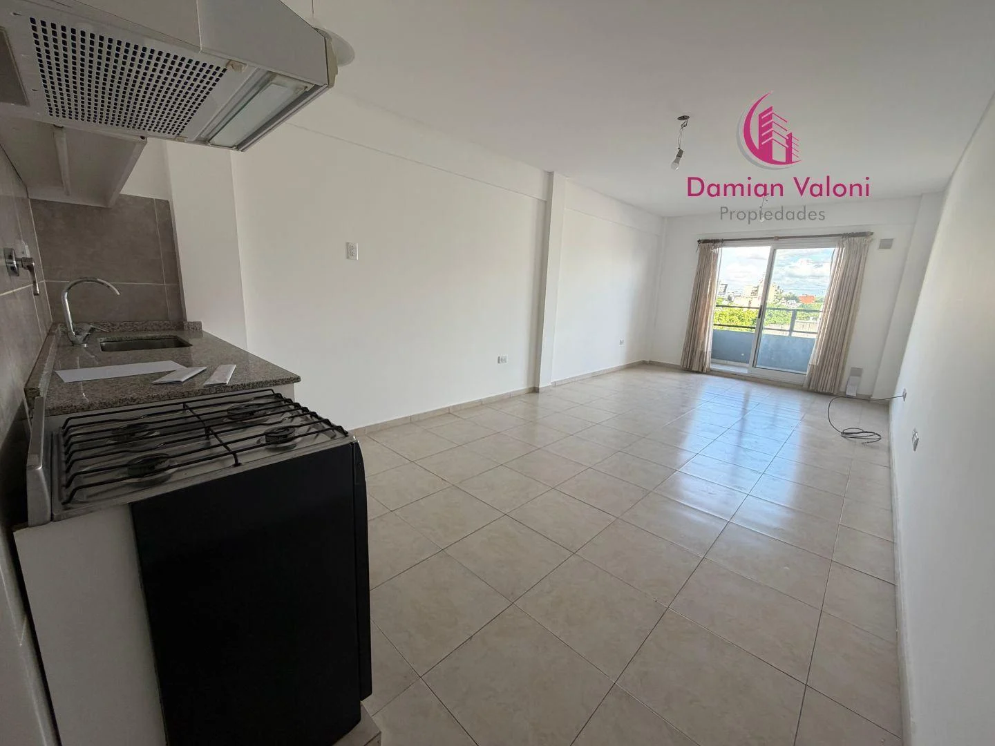 VENTA MONOAMBIENTE DIVISIBLE CON BALCON