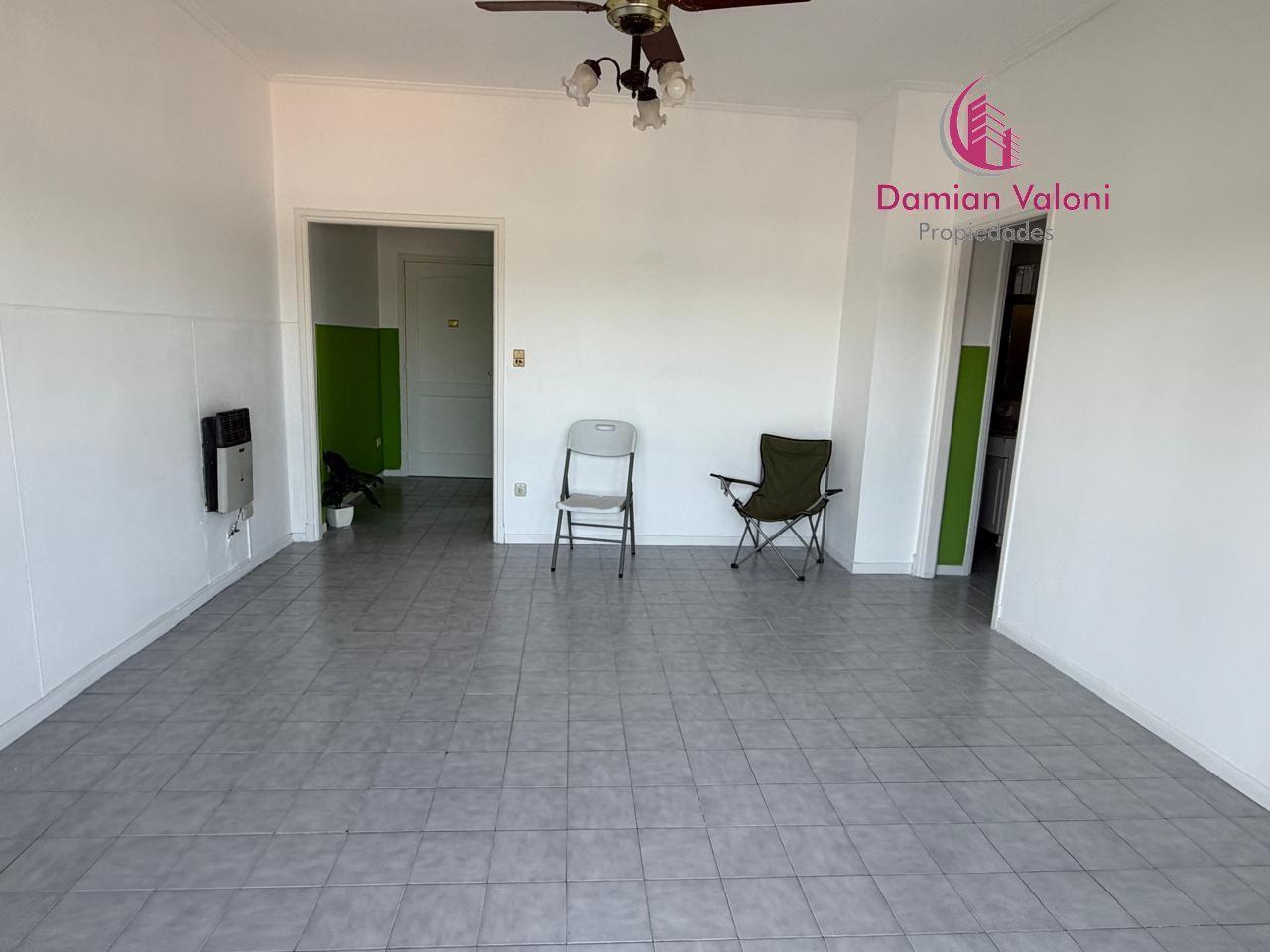 Foto de VENTA 3 AMBIENTES AL FRENTE CON BALCON, imagen 5