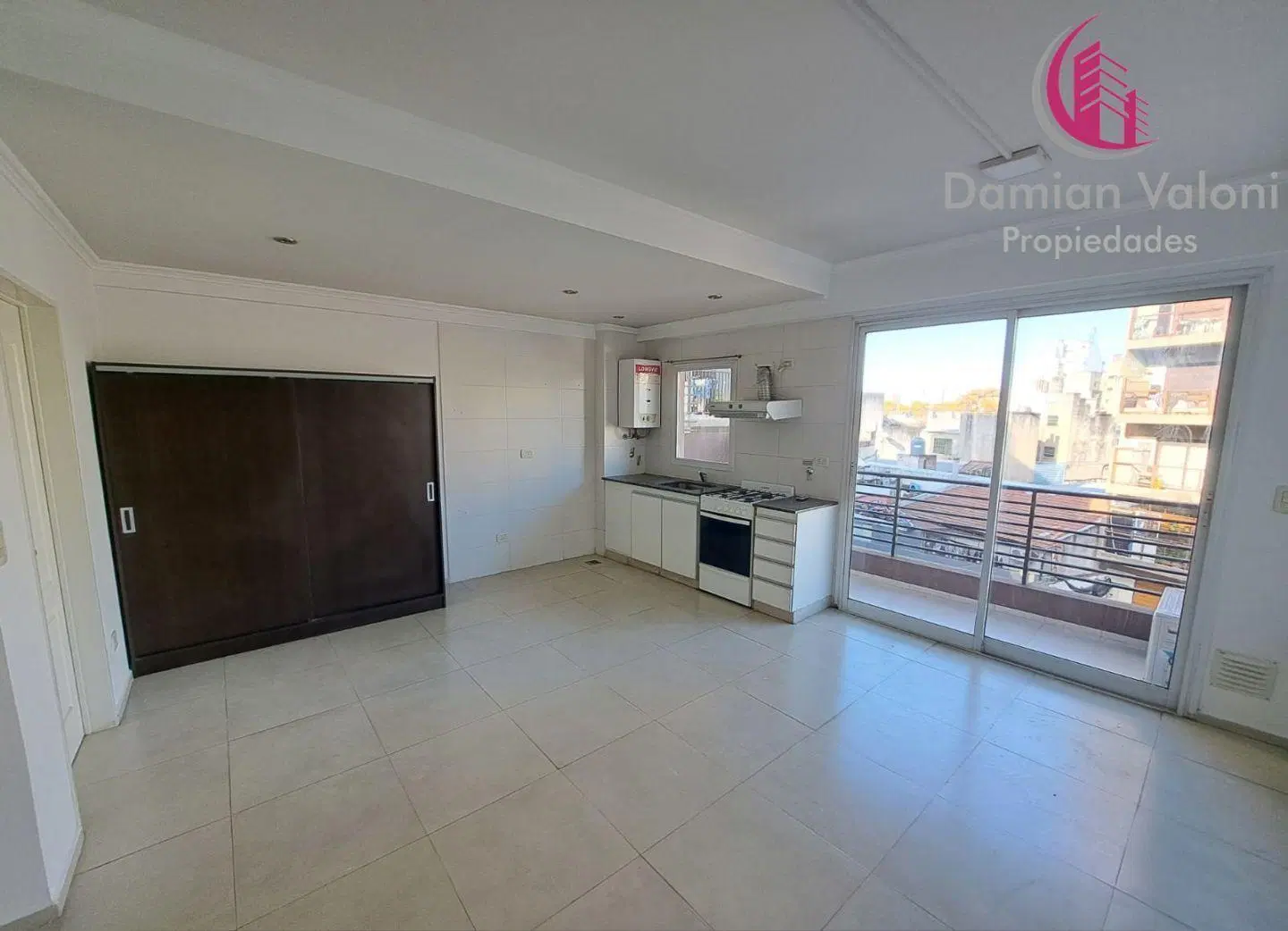 IMPECABLE Y AMPLIO MONOAMBIENTE CON BALCON AL CONTRAFRENTE 5