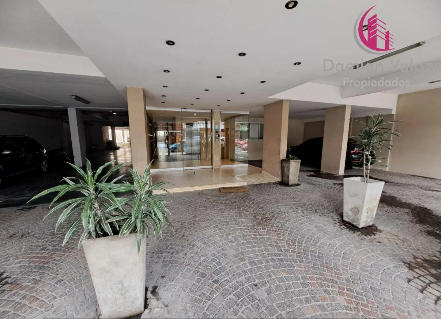 HERMOSO MONOAMBIENTE CON BALCÓN AL FRENTE. FULL AMENITIES 2