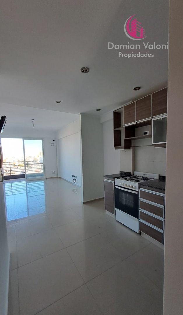 Foto de HERMOSO 2 AMBIENTES EN MONTE CASTRO CON DOBLE BALCÓN, imagen 3