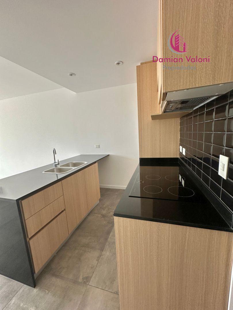 Foto de IMPECABLE 2 AMBIENTES CON VESTIDOR, BALCÓN Y AMENITIES EN MONTE CASTRO, imagen 3