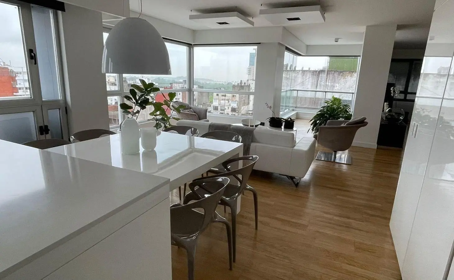 Departamento en alquiler Piso Alto, 4