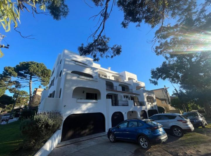 Alquilo departamento cercano al centro de Pinamar De Las Medusas 1016 depto 2 2