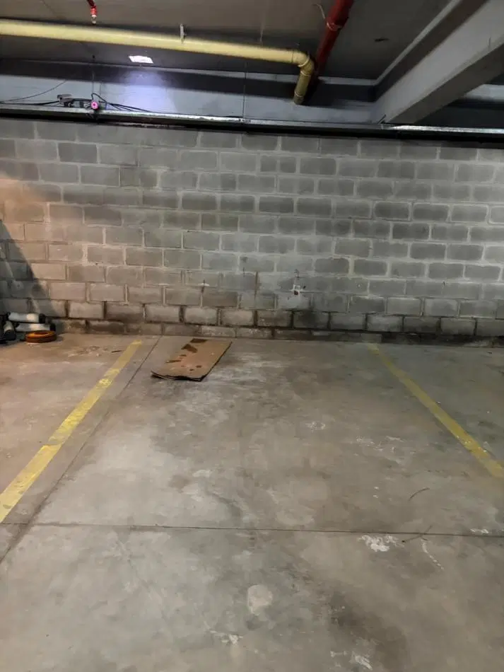 Vendo cochera en centro comercial Paseo el AGORA Pinamar 8
