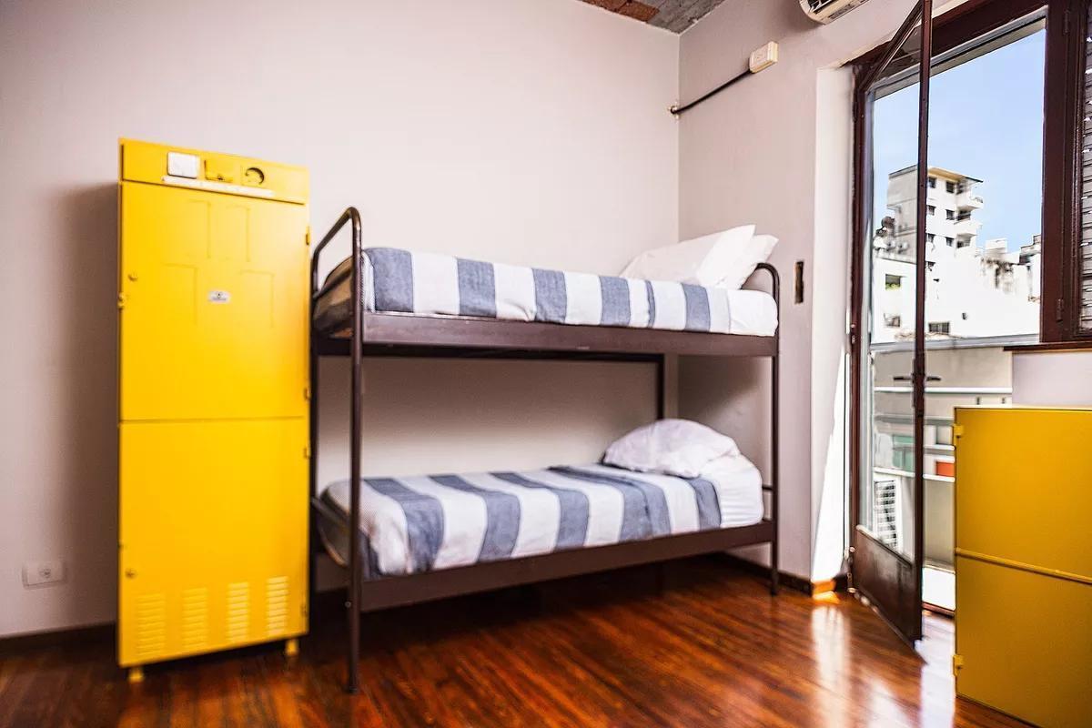 Hostel / Oficinas 16 Habitaciones Todo en Venta 2