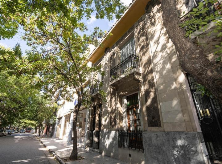 VENTA PH 4 DORMITORIOS REFACCIONADO CON TERRAZA DE 100M2 3
