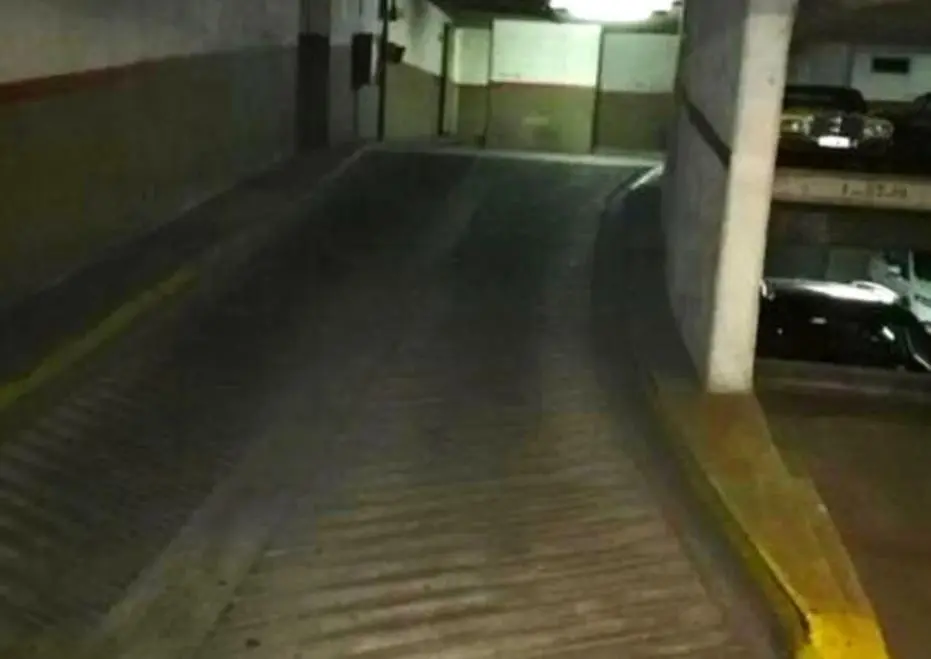 OPORTUNIDAD COCHERA FIJA!! 2