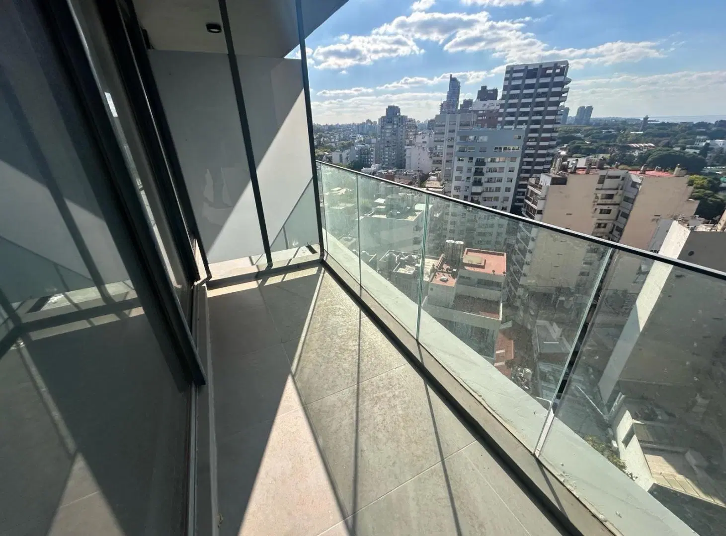 VENTA - QUANTUM BELLINI -  3 AMBIENTES!! 3
