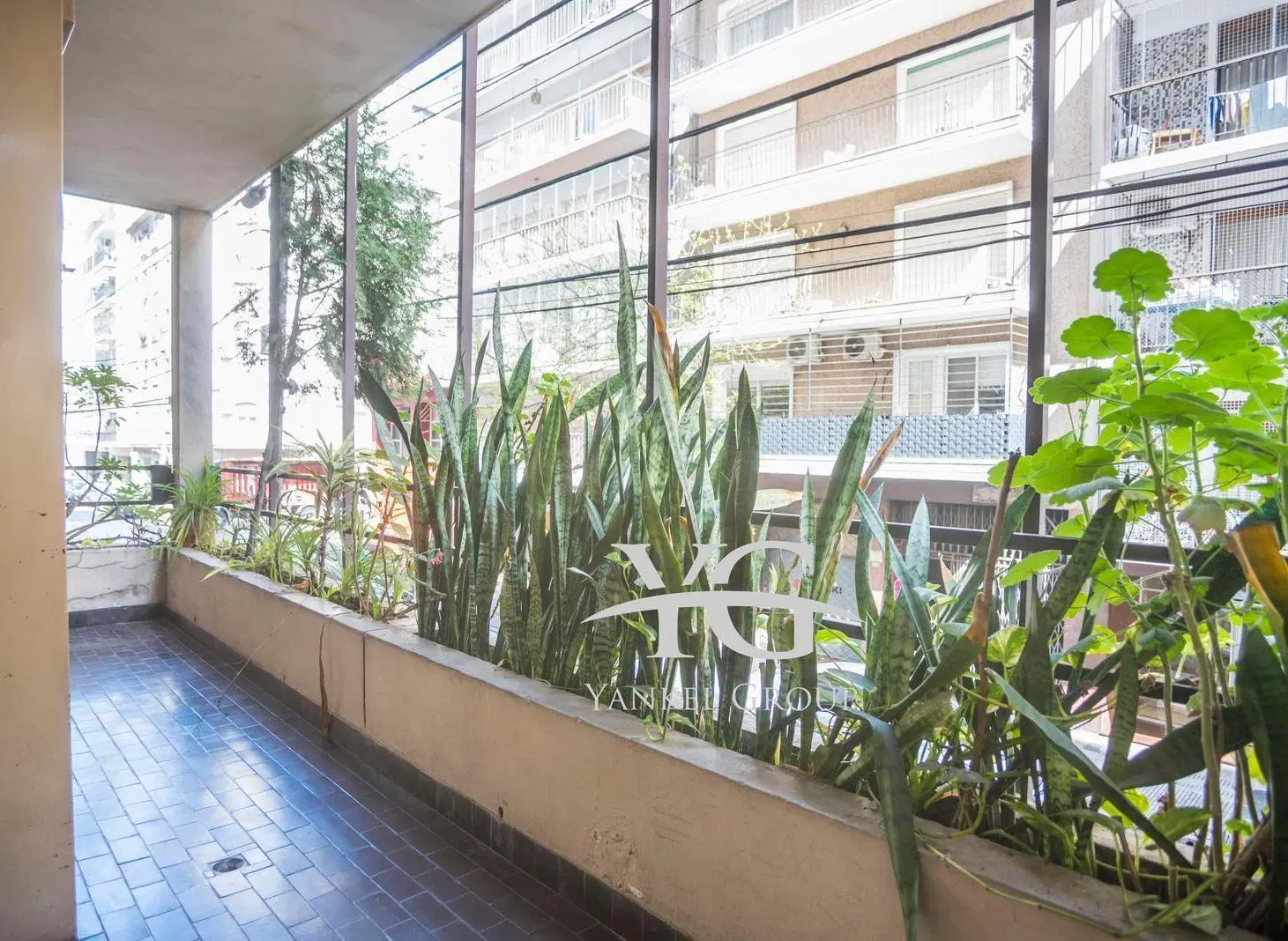 Departamento de 4 ambientes con dependencia en venta en Once 1